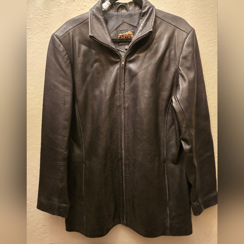 100% Lambskin Leather Jacket • XL • Black Zip Front